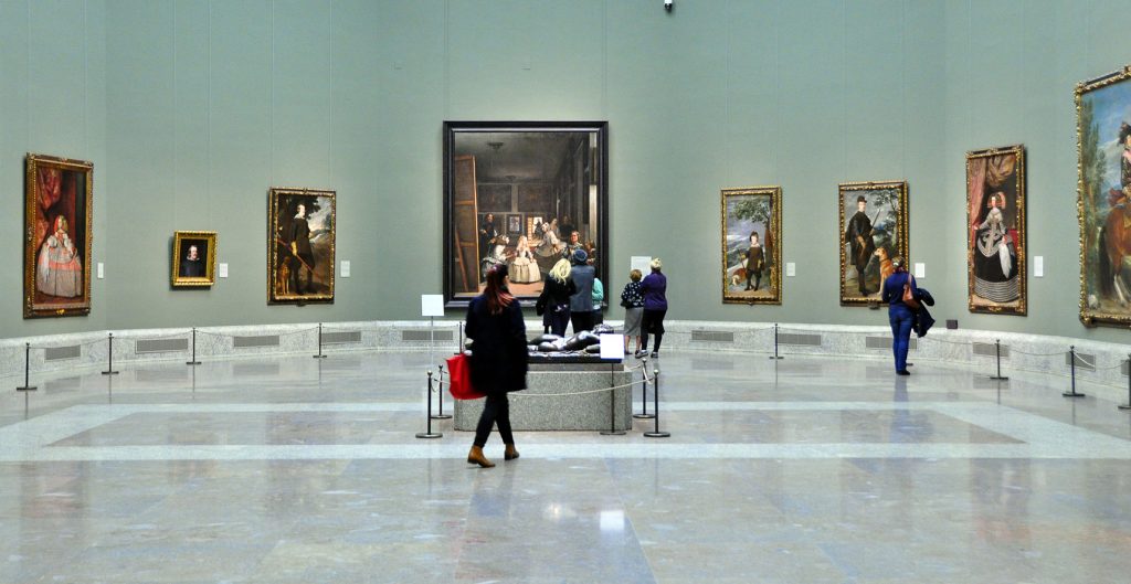meninas en el prado